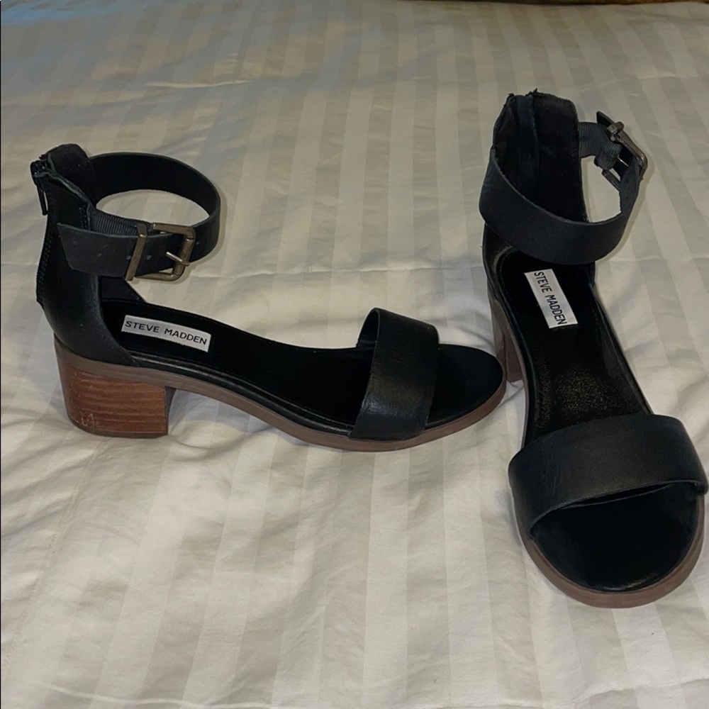 Steve Madden Sandal